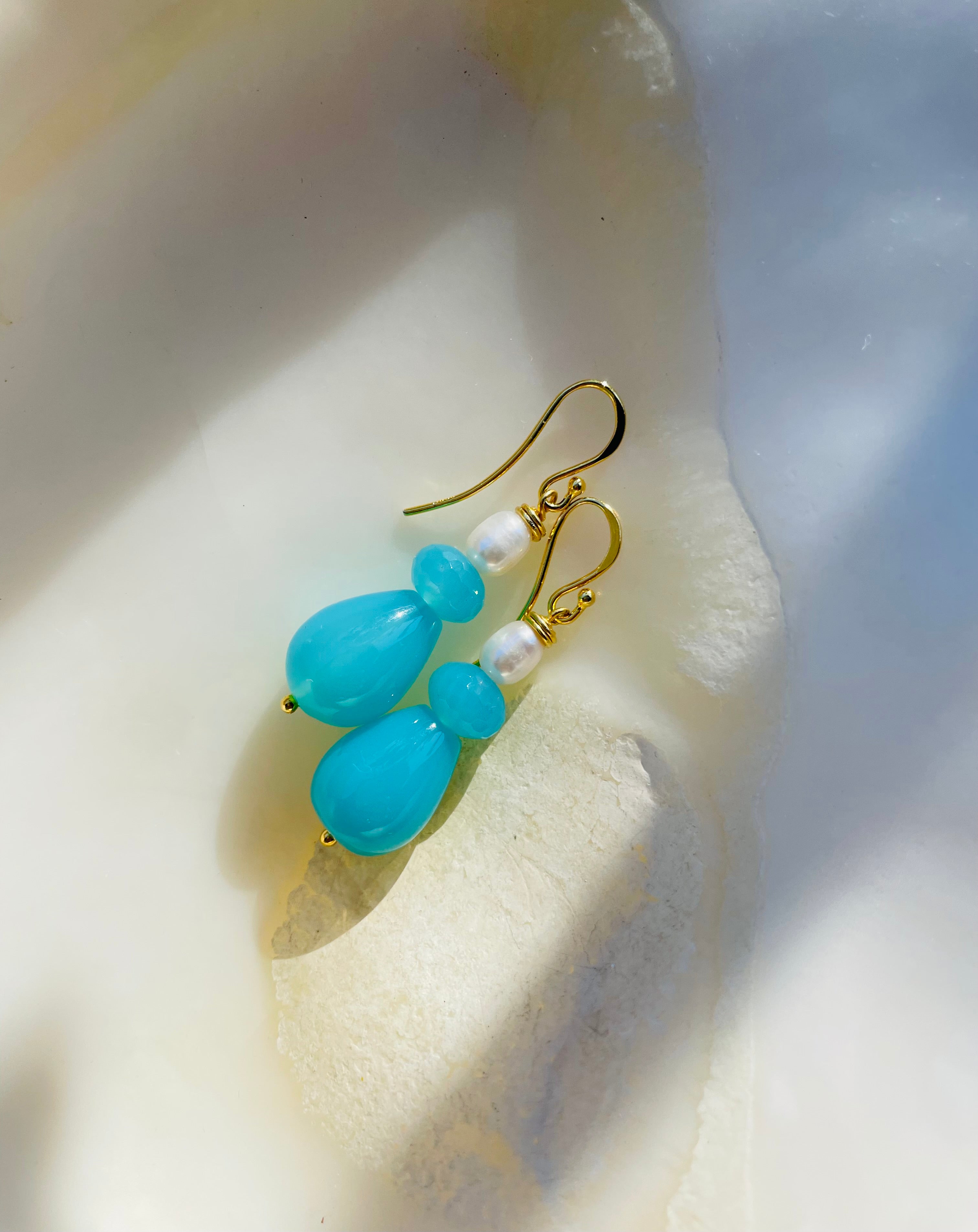 Atlas Collection + Pearl + Chalcedony