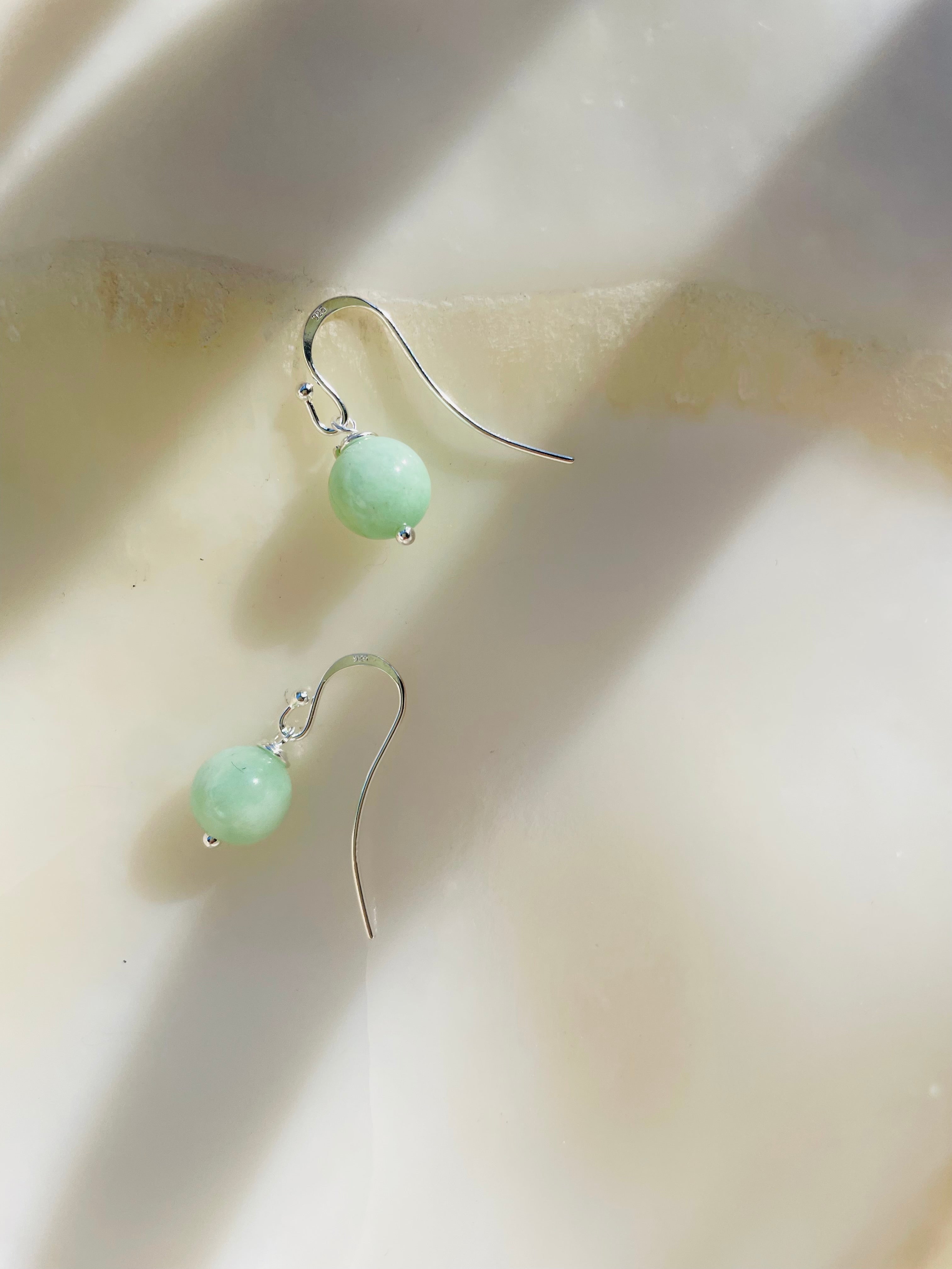 Solitaire green moonstone drops  - Silver.