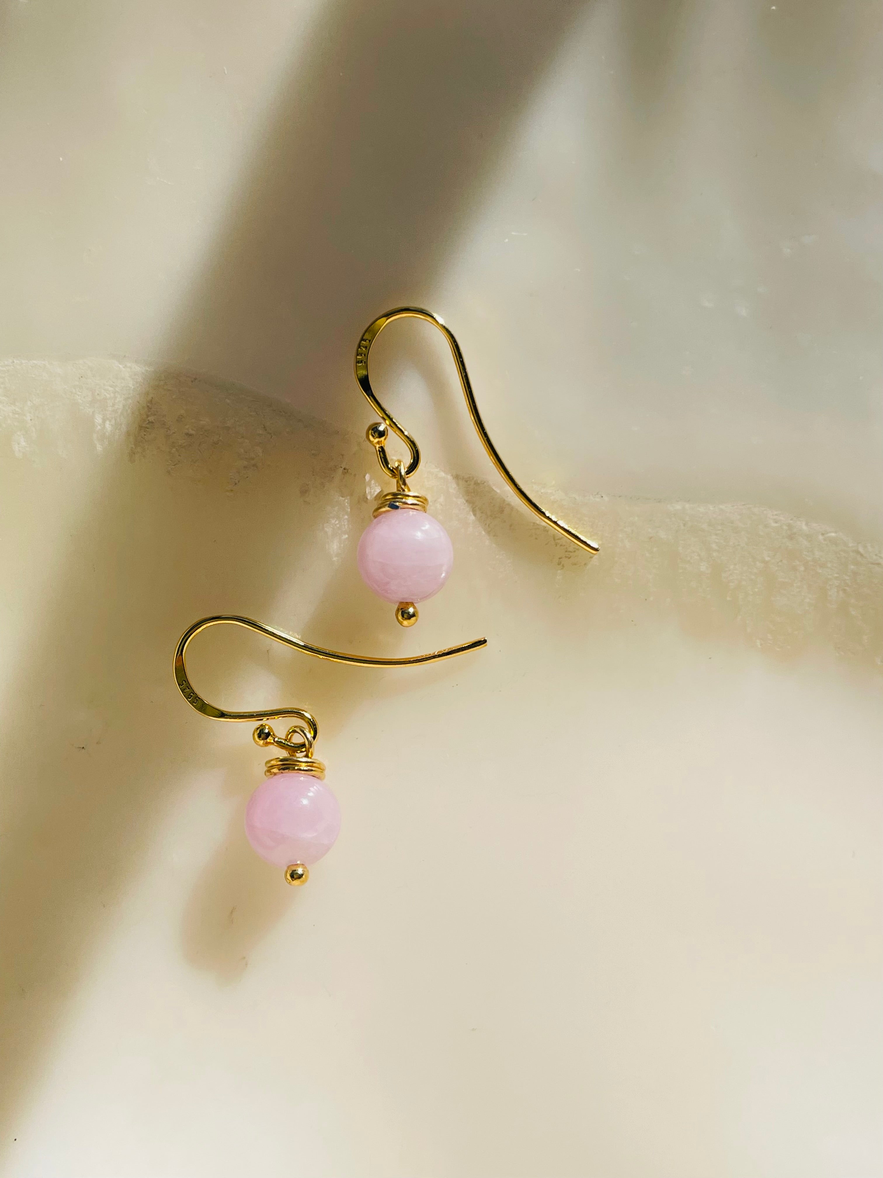 Solitaire lilac kunzite drops